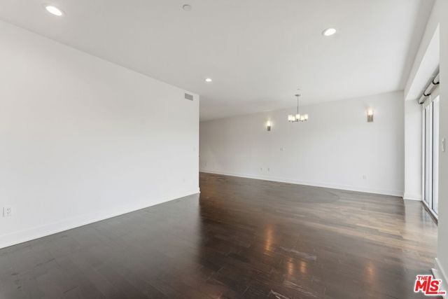 12837 Moorpark Street 313, Studio City (los Angeles), CA 91604