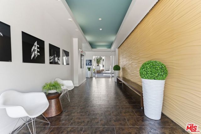 12837 Moorpark Street 313, Studio City (los Angeles), CA 91604