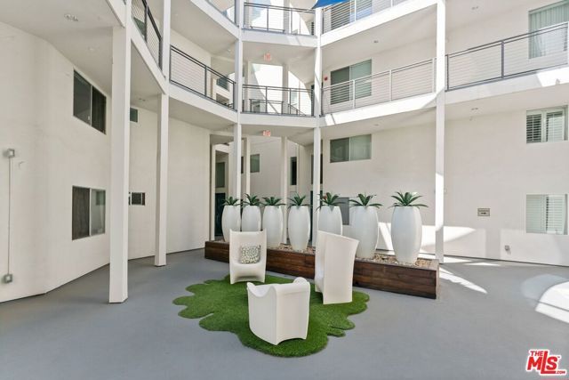 12837 Moorpark Street 313, Studio City (los Angeles), CA 91604