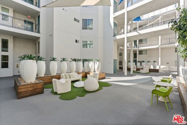 12837 Moorpark Street 313, Studio City (los Angeles), CA 91604