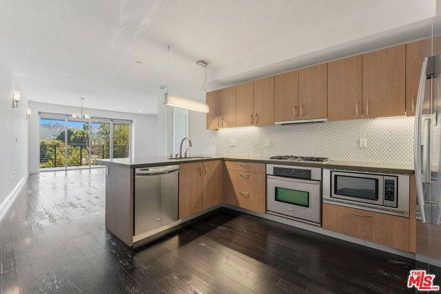 12837 Moorpark Street 313, Studio City (los Angeles), CA 91604