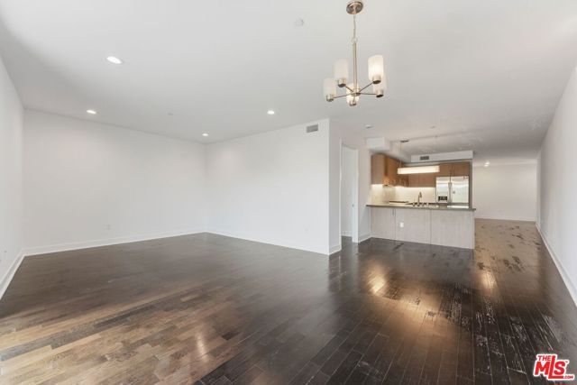 12837 Moorpark Street 313, Studio City (los Angeles), CA 91604