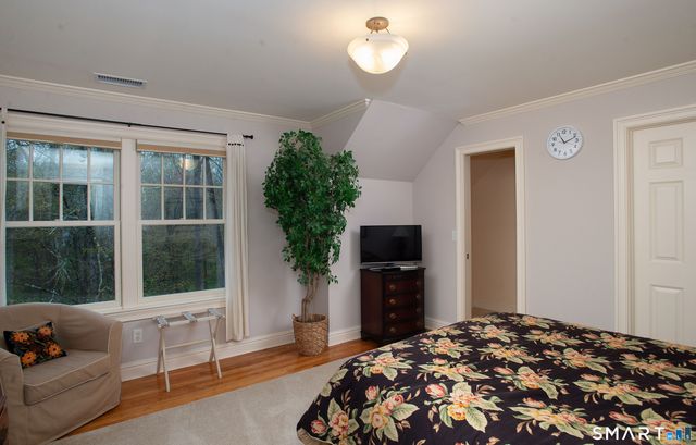 1 Spectacle Lane, Ridgefield, CT 06877