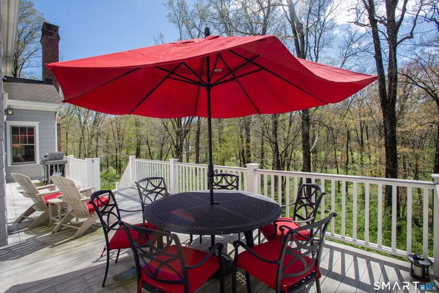1 Spectacle Lane, Ridgefield, CT 06877