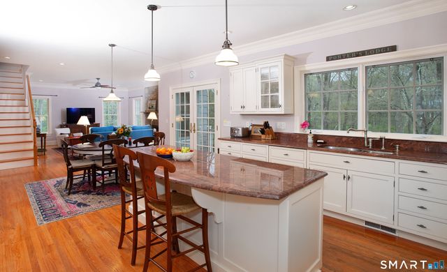 1 Spectacle Lane, Ridgefield, CT 06877