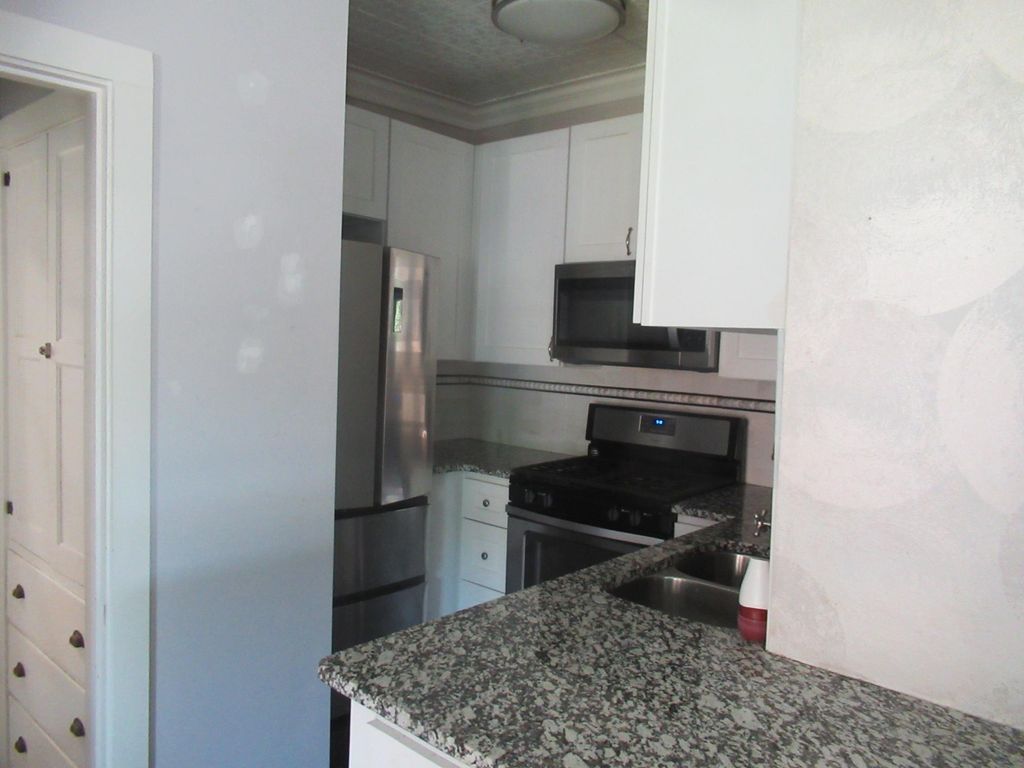 2739 Girard Avenue S 101, Minneapolis, MN 55408 — photo 2