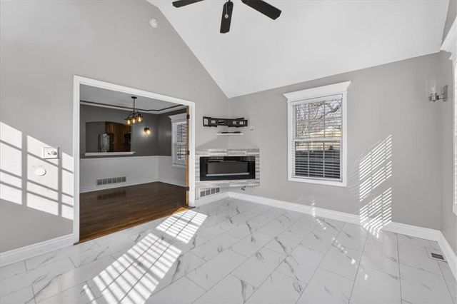 13121 Grandview Road, Grandview, MO 64030