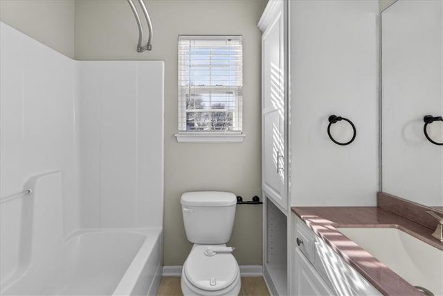 13121 Grandview Road, Grandview, MO 64030