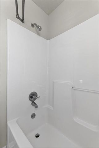 13121 Grandview Road, Grandview, MO 64030