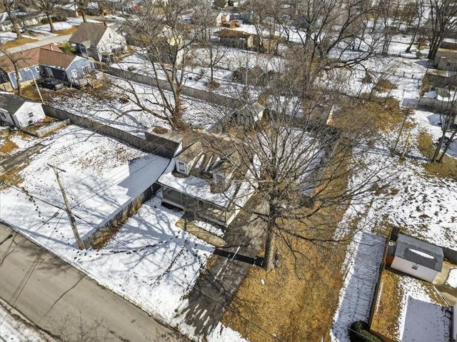 13121 Grandview Road, Grandview, MO 64030