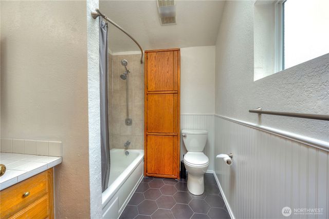 8325 Spurgeon Creek Road SE, Olympia, WA 98513