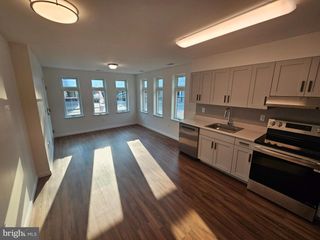 200 HAMILTON AVE #101, Trenton, NJ 08609