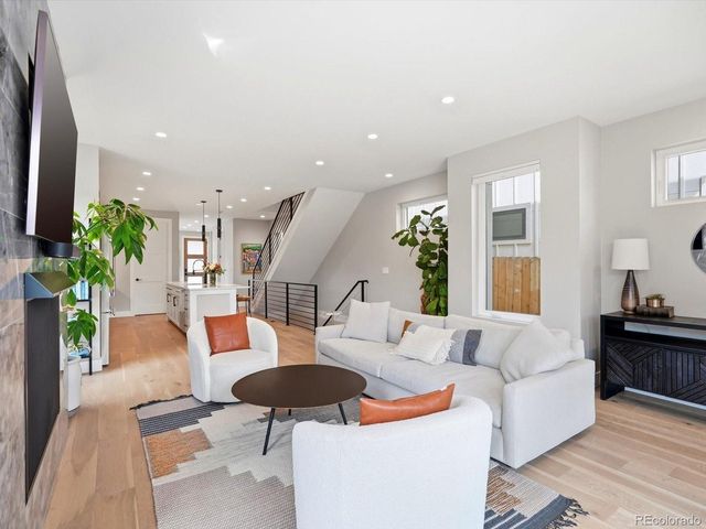 3280 W Hayward Pl, Denver, CO 80211