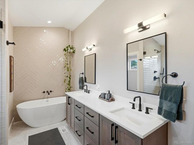 3280 W Hayward Pl, Denver, CO 80211