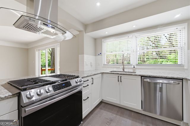 3220 Foxwood Trail SE, Smyrna, GA 30082