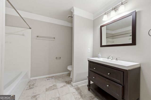 3220 Foxwood Trail SE, Smyrna, GA 30082