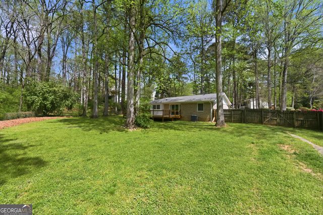 3220 Foxwood Trail SE, Smyrna, GA 30082