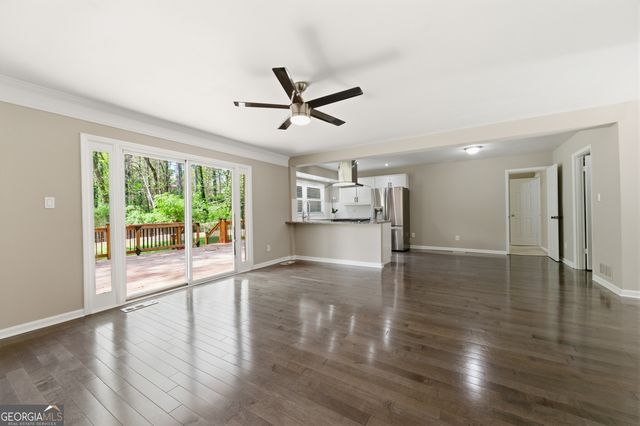 3220 Foxwood Trail SE, Smyrna, GA 30082