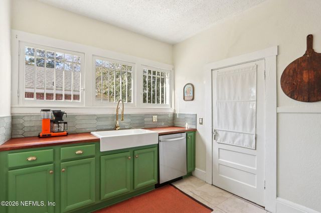 4531 ATTLEBORO Street, Jacksonville, FL 32205