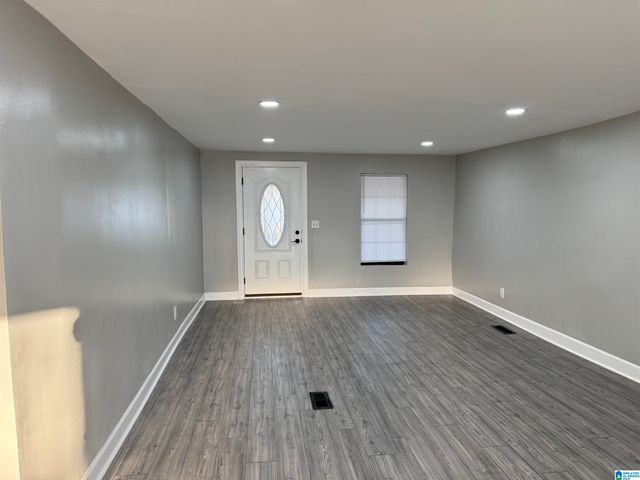 5610 AVENUE H, Fairfield, AL 35064