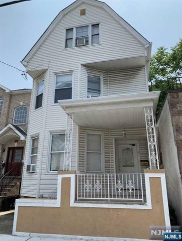 409 Cleveland Avenue 1F+BASEMENT, Harrison, NJ 07029