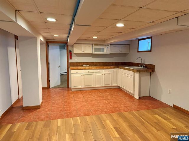 409 Cleveland Avenue 1F+BASEMENT, Harrison, NJ 07029