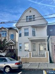 409 Cleveland Avenue 1F+BASEMENT, Harrison, NJ 07029