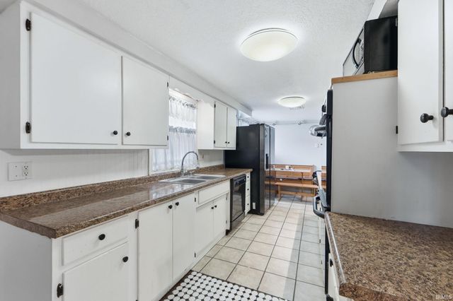 13520 Illinois Street, Grabill, IN 46741