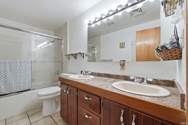 13520 Illinois Street, Grabill, IN 46741