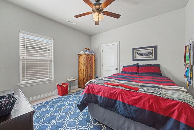 550 N Salem Road, Fayetteville, AR 72704