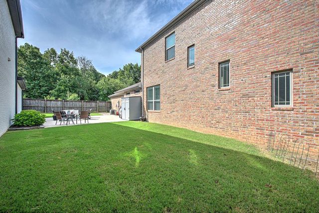 550 N Salem Road, Fayetteville, AR 72704