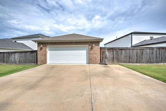 550 N Salem Road, Fayetteville, AR 72704