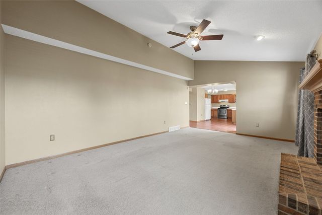 410 Wiley Boulevard NW, Cedar Rapids, IA 52405