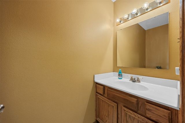 410 Wiley Boulevard NW, Cedar Rapids, IA 52405