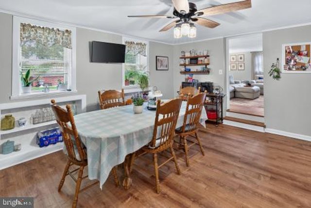 3801 CHALFONT DR, Philadelphia, PA 19154