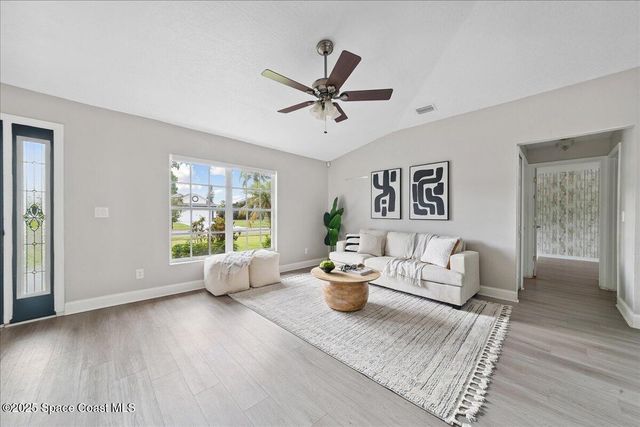 897 Hunters Creek Drive, Melbourne, FL 32904