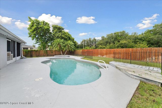 897 Hunters Creek Drive, Melbourne, FL 32904