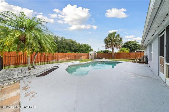 897 Hunters Creek Drive, Melbourne, FL 32904