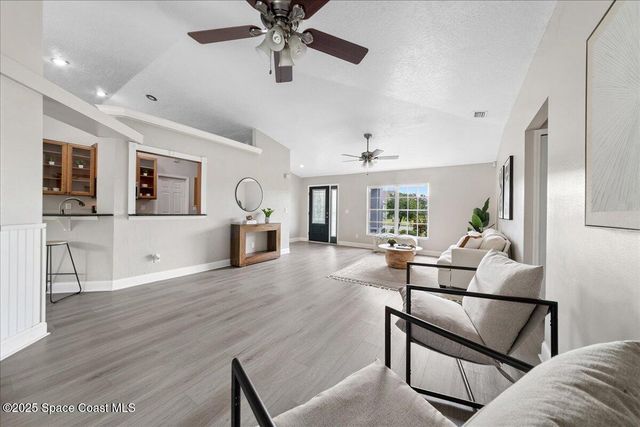 897 Hunters Creek Drive, Melbourne, FL 32904