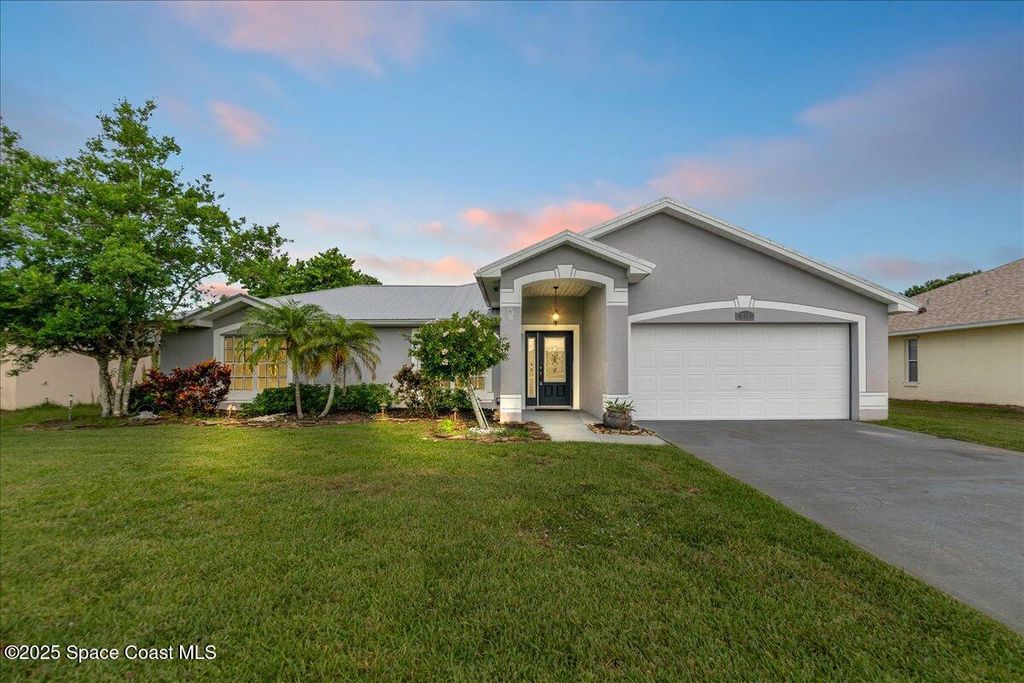 897 Hunters Creek Drive, Melbourne, FL 32904