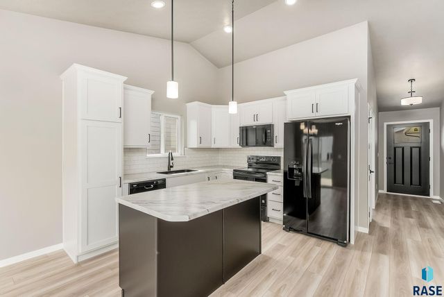 1808 N Concord Dr Drive, Sioux Falls, SD 57110