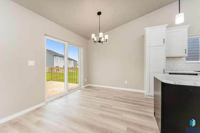 1808 N Concord Dr Drive, Sioux Falls, SD 57110