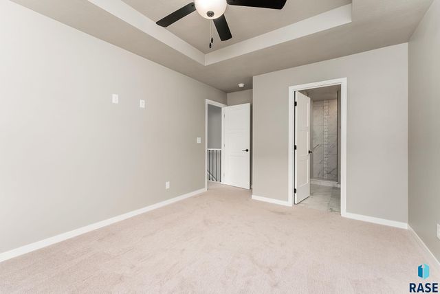 1808 N Concord Dr Drive, Sioux Falls, SD 57110