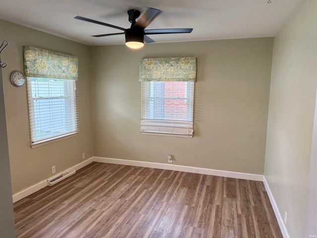 1212 N Wildwood Lane, Muncie, IN 47304