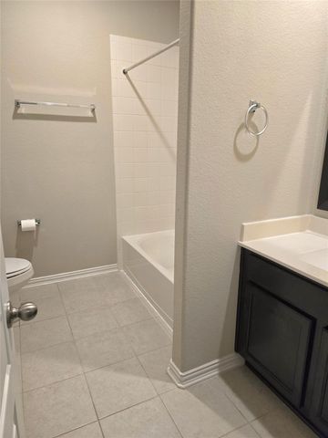 4810 Goldeneye Drive, Baytown, TX 77521