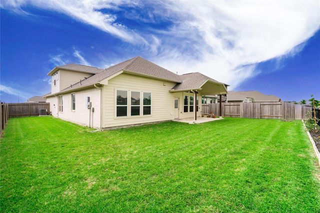 4810 Goldeneye Drive, Baytown, TX 77521