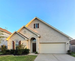 4810 Goldeneye Drive, Baytown, TX 77521