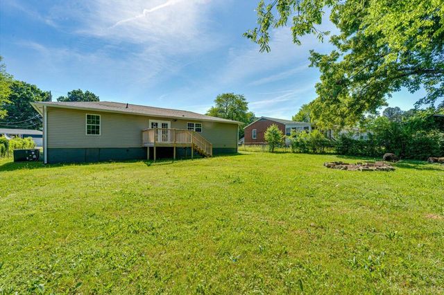 1313 Raydine Lane, Rossville, GA 30741