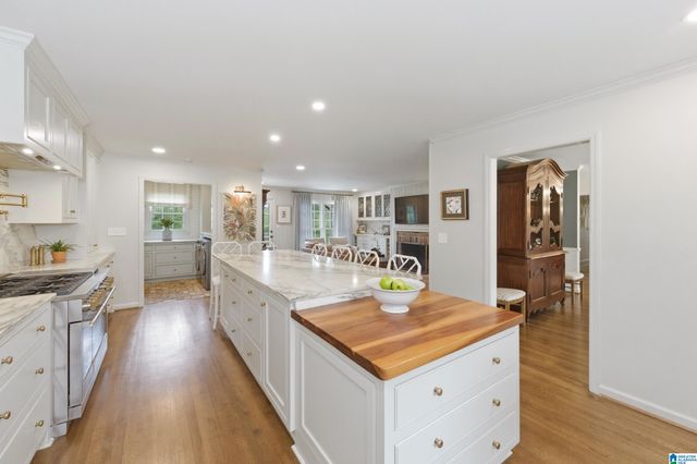 3601 CRESTBROOK ROAD, Mountain Brook, AL 35223