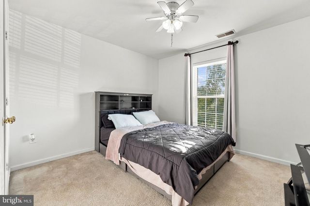 58 BRADDOCK ST, Charles Town, WV 25414